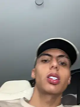 Live sex cam of Mister_Obsession