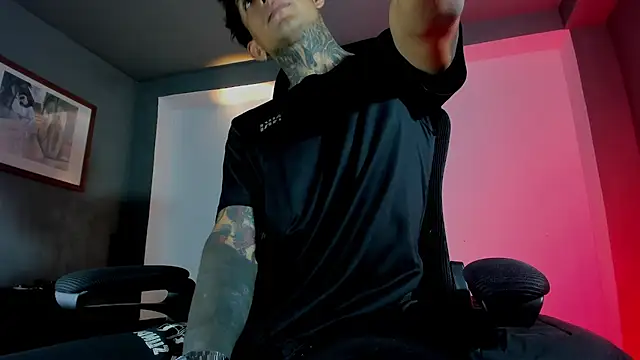 Travistanner_28 webcam