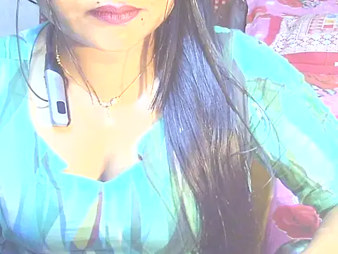 Nusrat_Faria07 webcam