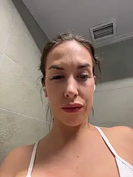 PrincessVeronika from StripChat is Freechat