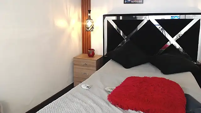 ORIANNA_BODMOD webcam