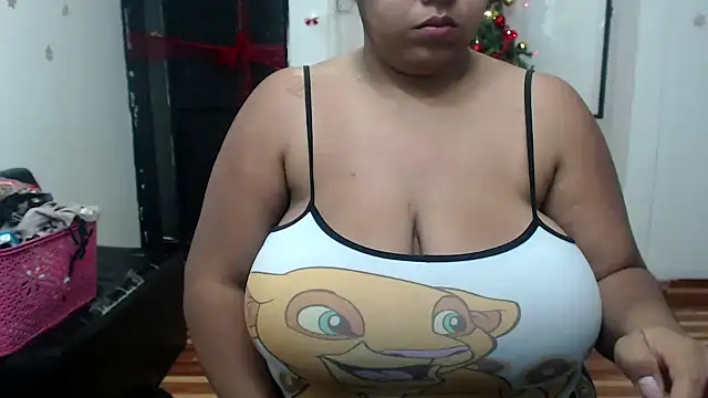 Evelyn-tits webcam