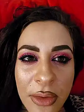 QueensInspireKings webcam