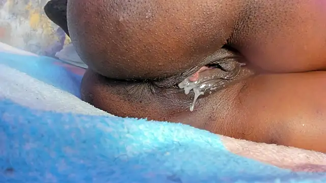 MonicaSchwartz webcam