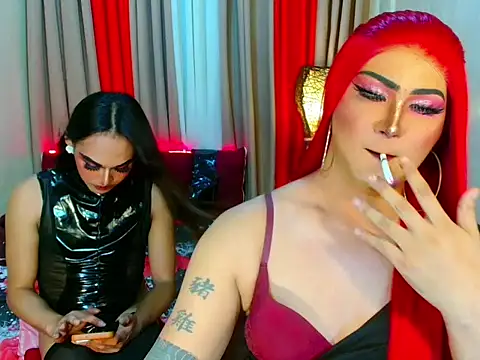 02HornyCumTrans webcam