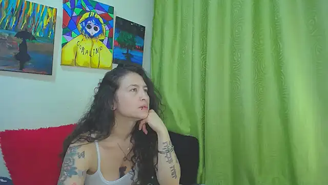 leyla_horny_bg - Leyla_Horny_Bg's free webcam - UK Sex Cams