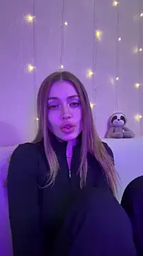 Elizabeth_Tay webcam