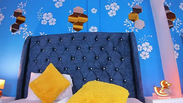 violet_smith2 webcam