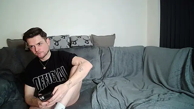 twotwinkhusbandss webcam