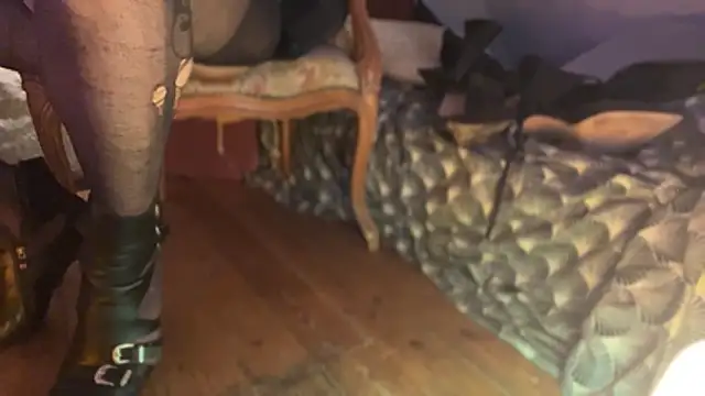 alexheels_boots webcam