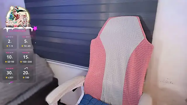 fuckingnaughtyjade webcam