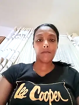 Indian-Hottie001 webcam