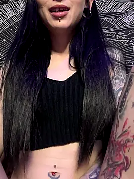 missmidnightuk - MissMidnightUK's free webcam