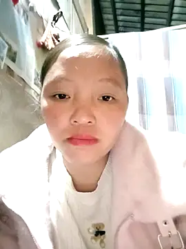 minkine022 - Minkine022's free webcam