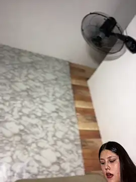 katy_handerson webcam