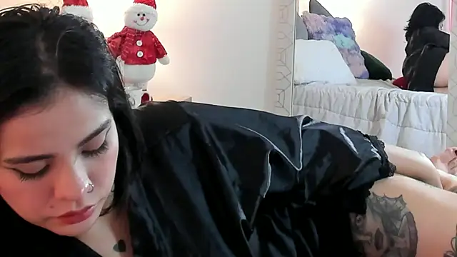 SuccubusDolly webcam