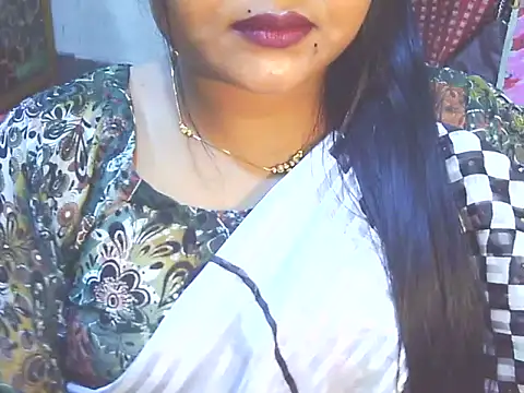 Nusrat_Faria07 webcam