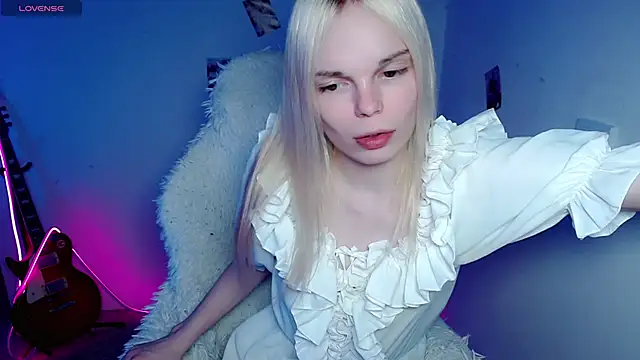 Emily_Nyaffee webcam