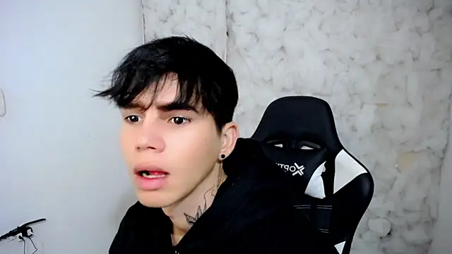 Tayson_Rivers webcam