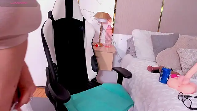 Jadeh_Williams02 webcam