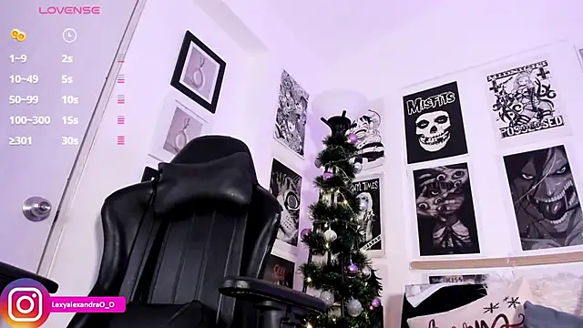 lexyjoycce (F teen) - Oiled Tittie Job show