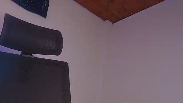 Scarlett_crastrawberry webcam