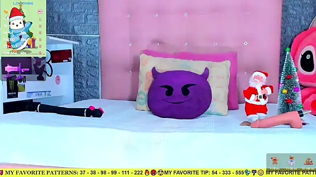 AriannaLewiis webcam