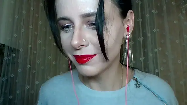 luminouslady - LuminousLady's free webcam