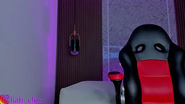 liah_cleir webcam