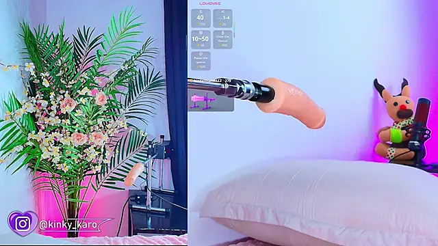 Kinky__Karo webcam