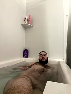 Nudedude444