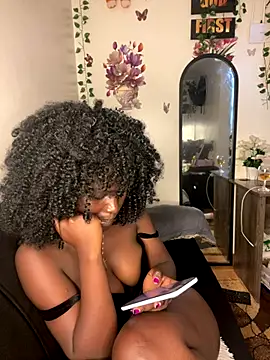 Melanin_babygal webcam