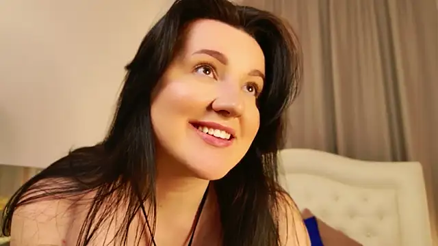 love_me__tonight_ webcam