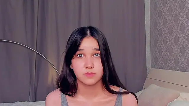 MeliaMelchiori webcam