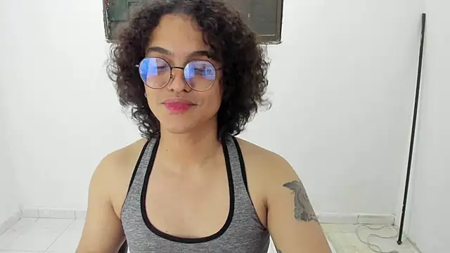 Diane_blossom webcam