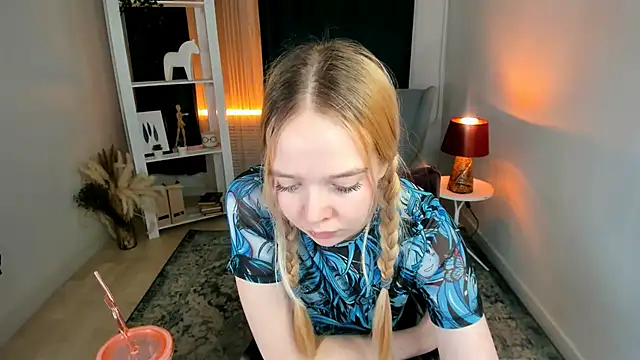 BellaMontgomery webcam