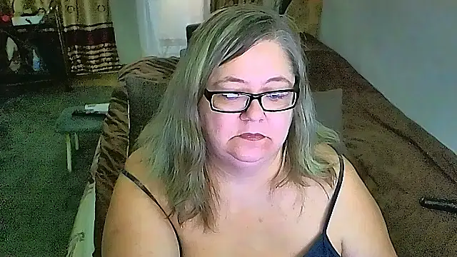 sex2 (F mature) - naked, squirt