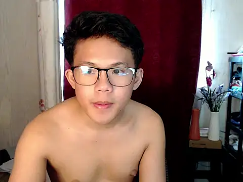twink_asianbunny
