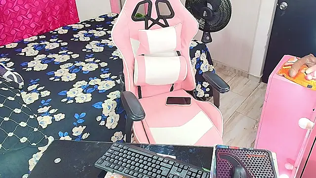 kimberly_bellu webcam