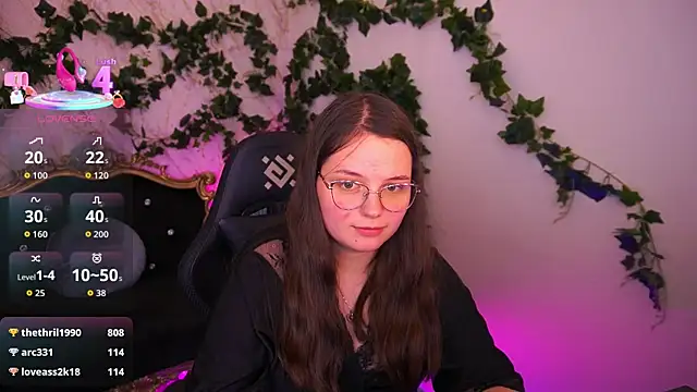 SophieDreamss webcam