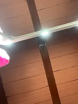 Rachellcooperrr webcam