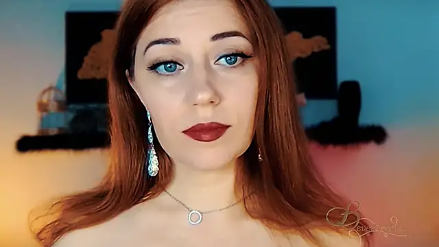 MissBeverlyMills webcam