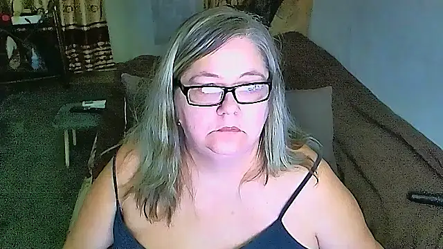 sex2 (F mature) - naked, squirt