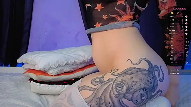 Scarlettsrorm webcam