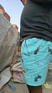 RONI--ROMANTIC webcam