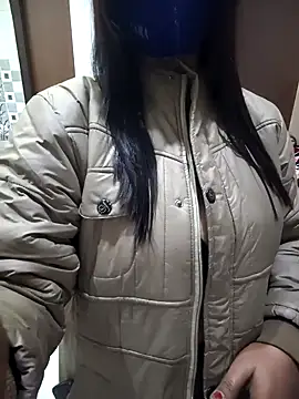 your_favourite_bhabhi (F milf) - 10 slaps on boobs