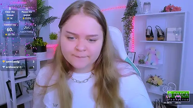 erica__alta - Erica__Alta's free webcam - UK Sex Cams