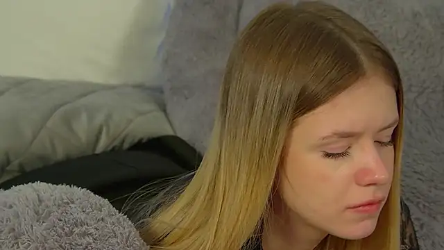 MilanaBalmain webcam