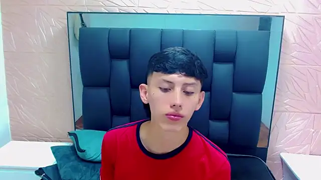 thaigo_twink38 webcam