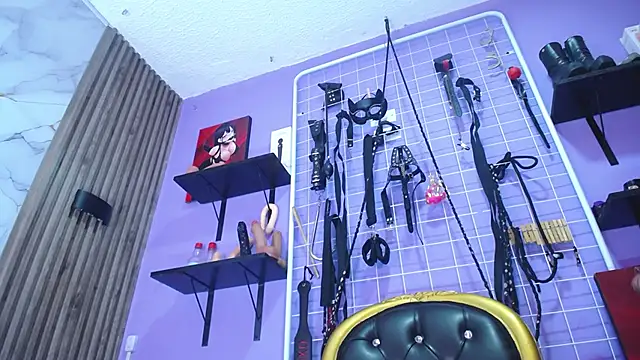 _candy_bdsm_ webcam